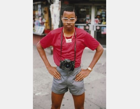 Jamel Shabazz, Picture Man, Brooklyn, NYC, 1982 © Jamel Shabazz