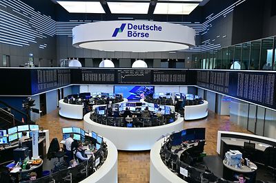 Complete view of the trading floor