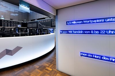 Handelsschranke mit Ticker