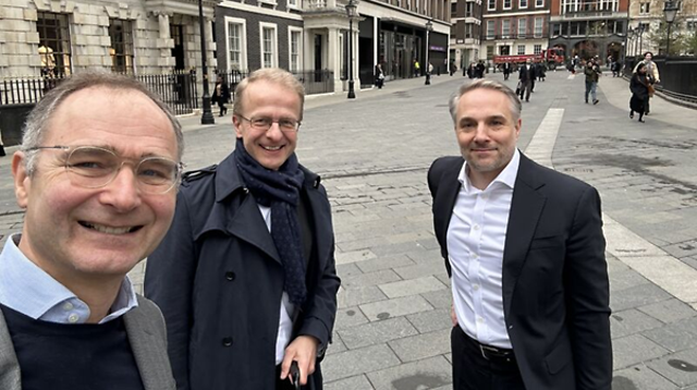 Stephan Leithner, CEO of Deutsche Börse Group, CFO Jens Schulte and Head of Investor Relations Jan Strecker